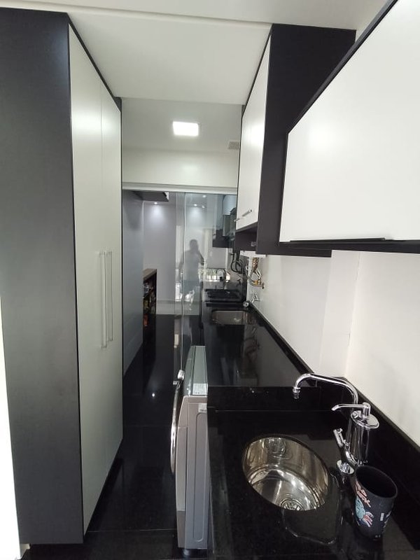 Apartamento mobiliado para venda com 64m², 02 dormitórios, 02 banheiros e 01 vaga Rua Abagiba São Paulo - 