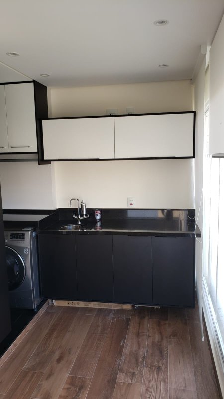 Apartamento mobiliado para venda com 64m², 02 dormitórios, 02 banheiros e 01 vaga Rua Abagiba São Paulo - 