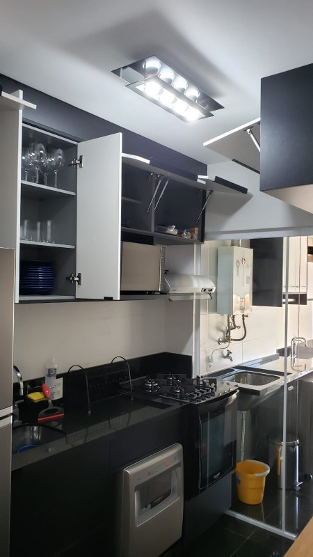 Apartamento mobiliado para venda com 64m², 02 dormitórios, 02 banheiros e 01 vaga Rua Abagiba São Paulo - 