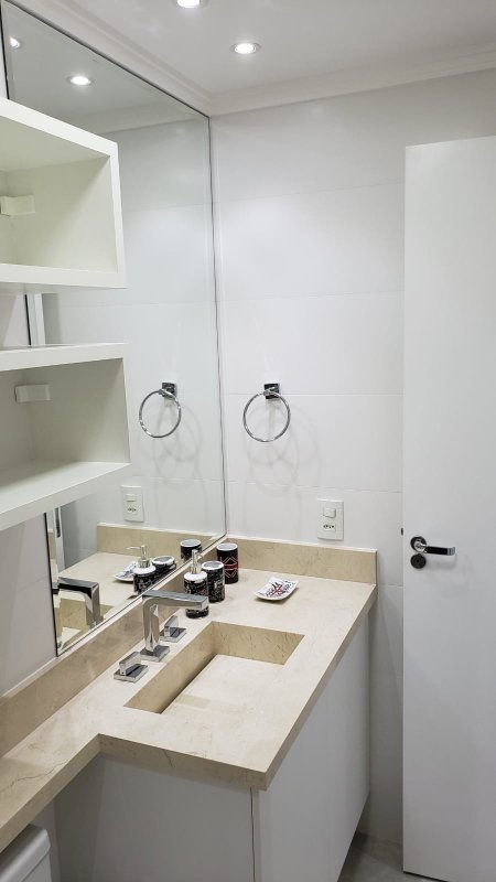 Apartamento mobiliado para venda com 64m², 02 dormitórios, 02 banheiros e 01 vaga Rua Abagiba São Paulo - 