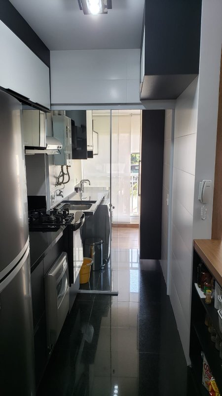 Apartamento mobiliado para venda com 64m², 02 dormitórios, 02 banheiros e 01 vaga Rua Abagiba São Paulo - 