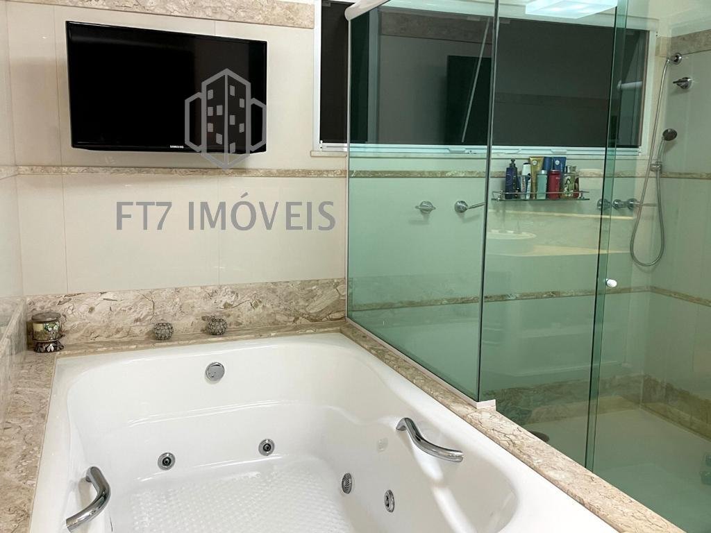 Casa à venda com 3 quartos, 327m² - Foto 55