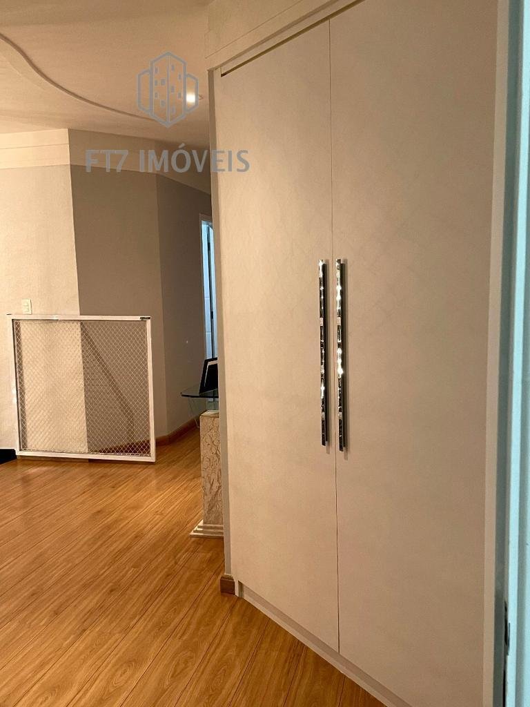 Casa à venda com 3 quartos, 327m² - Foto 8