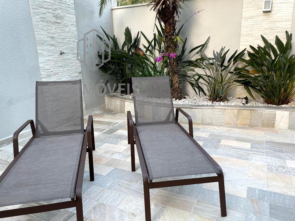 Casa à venda com 3 quartos, 327m² - Foto 25