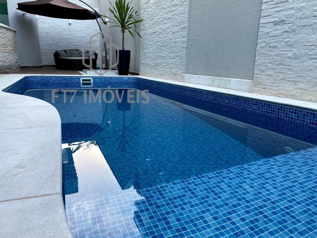 Casa à venda com 3 quartos, 327m² - Foto 24