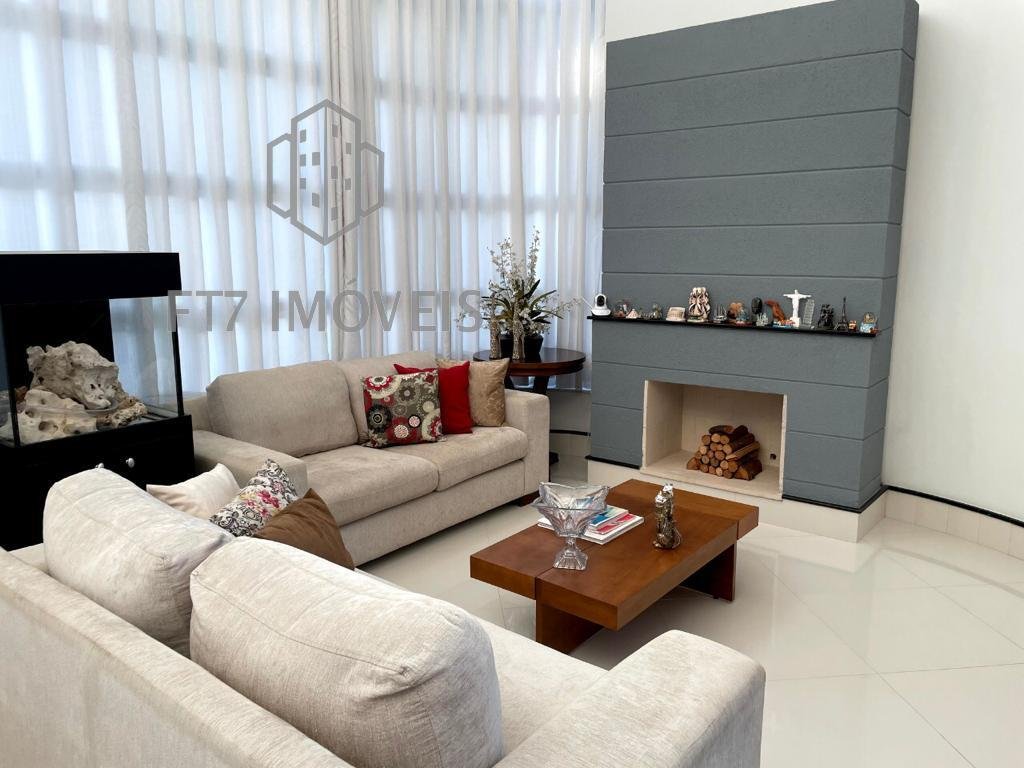 Casa à venda com 3 quartos, 327m² - Foto 4