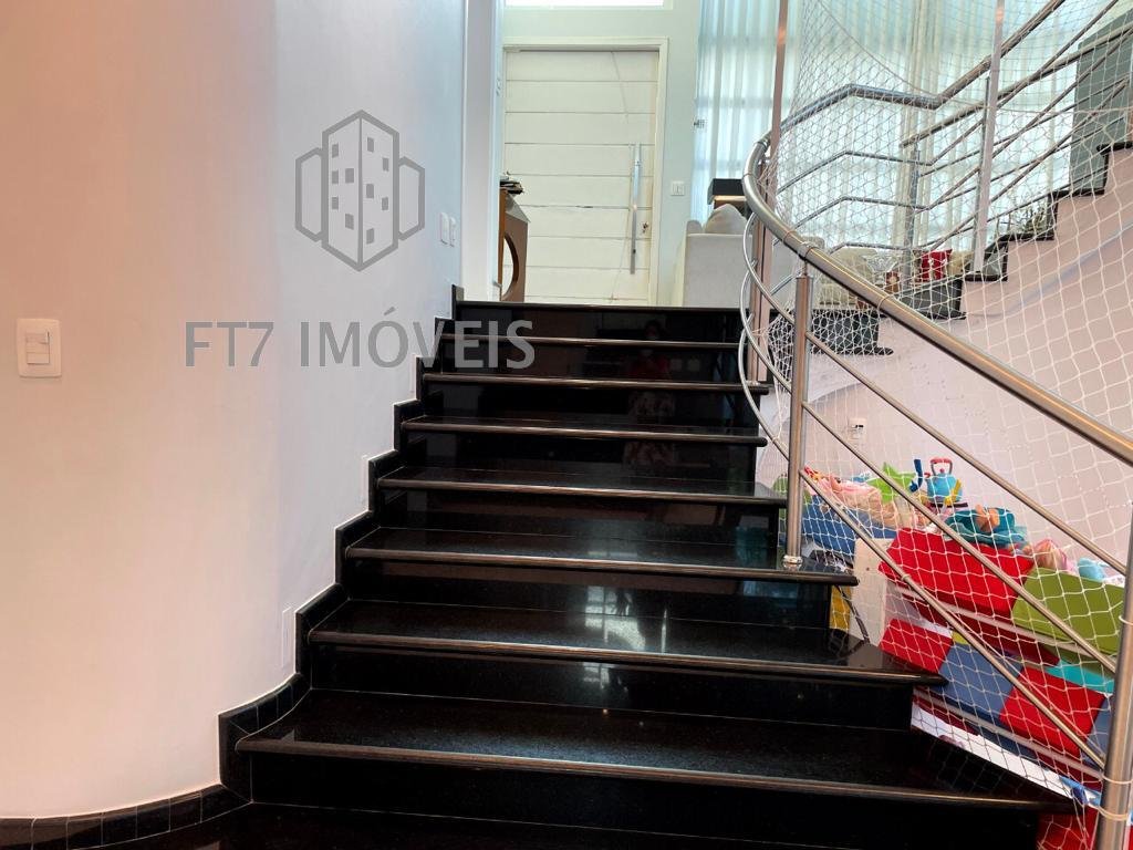 Casa à venda com 3 quartos, 327m² - Foto 32