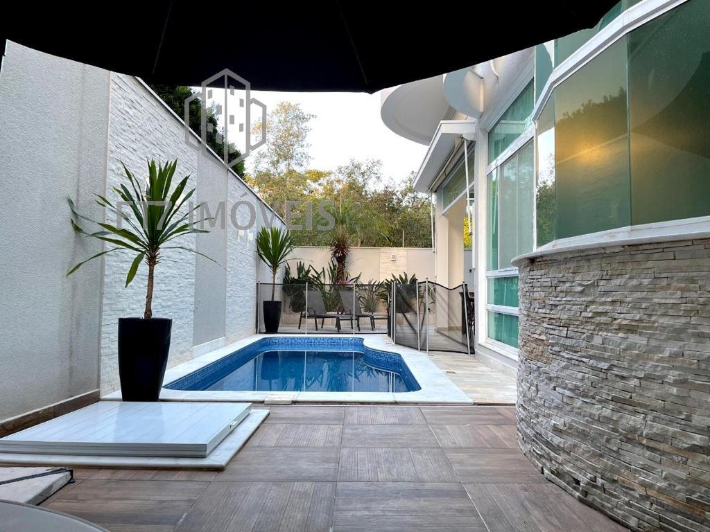 Casa à venda com 3 quartos, 327m² - Foto 26