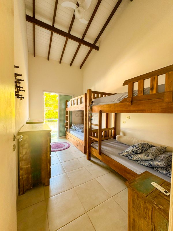 Casa com 4 quartos em Condom&iacute;nio na Praia de Juquehy - LOCA&Ccedil;&Otilde;ES Rua Athayde Izidoro dos Santos São Sebastião - 