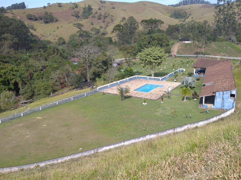 SITIO COM 3 ALQUEIRES EM SÃO JOSE DOS CAMPOS SP - São José dos Campos - 