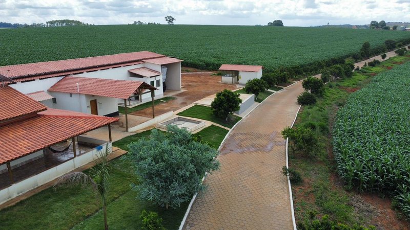 FAZENDA COM 176 HECTARES EM MINDURI MG - MINDURI - 