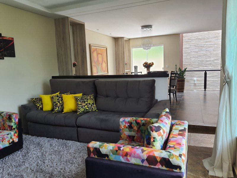 CASA EM CONDOMINO EM JACAREI SP - São José dos Campos - 