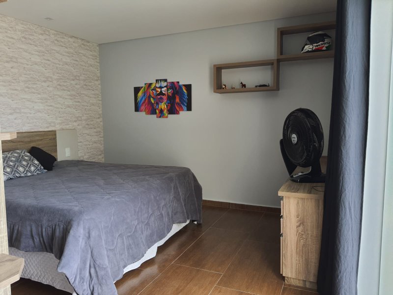 CASA EM CONDOMINO EM JACAREI SP - São José dos Campos - 