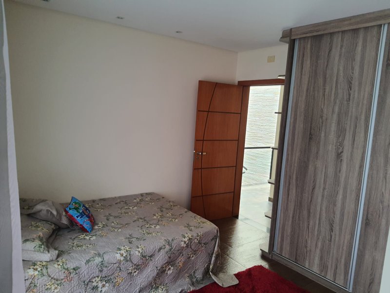 CASA EM CONDOMINO EM JACAREI SP - São José dos Campos - 
