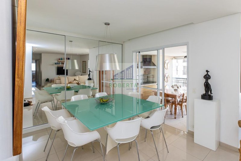 APARTAMENTO À VENDA NO BROOKLIN COM 4 DORMITÓRIOS E 3 VAGAS Rua Pensilvânia São Paulo - 