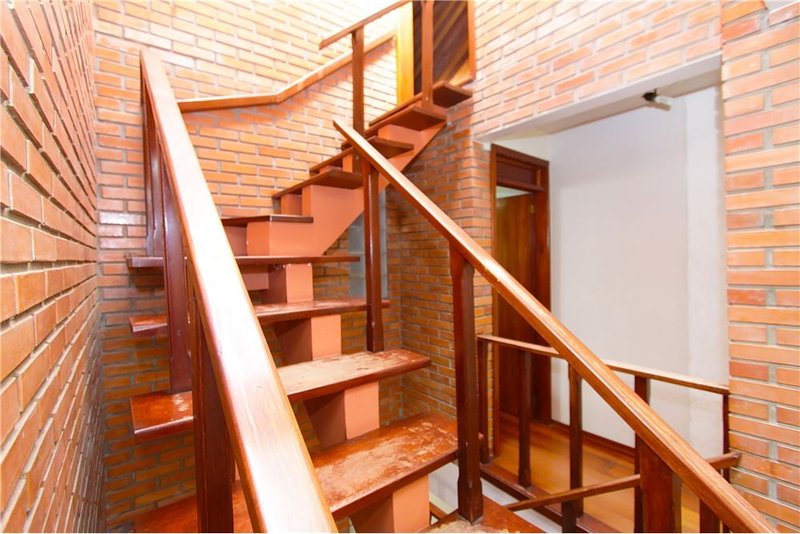 Casa 5 dormitórios 280m² são guilherme Porto Alegre - 