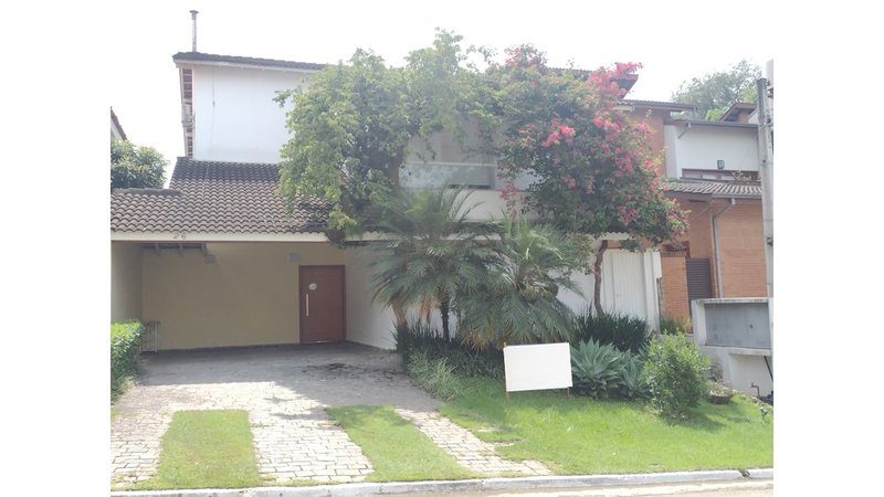 Casa com 4 Suítes para Alugar 246m² por R$ 12.000,00 Residencial 6 - Alphaville  Santana de Parnaíba - 