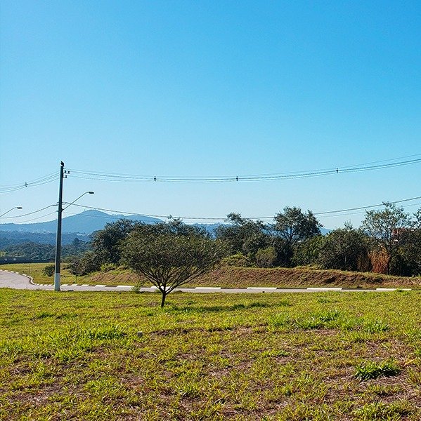 Trata - se de uma Casa em fase de obras no condominio Reserva santa com 312m² com 3 suítes Estrada de Santo André Santana de Parnaíba - 