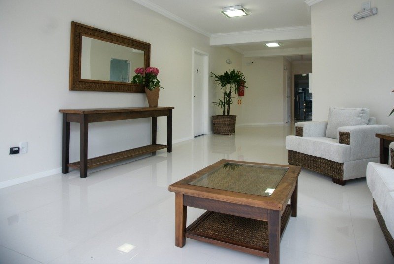 Apartamento 2 dormitórios 80m² 1 vaga Centro Balneario Picarras/SC - Balneário Piçarras - 