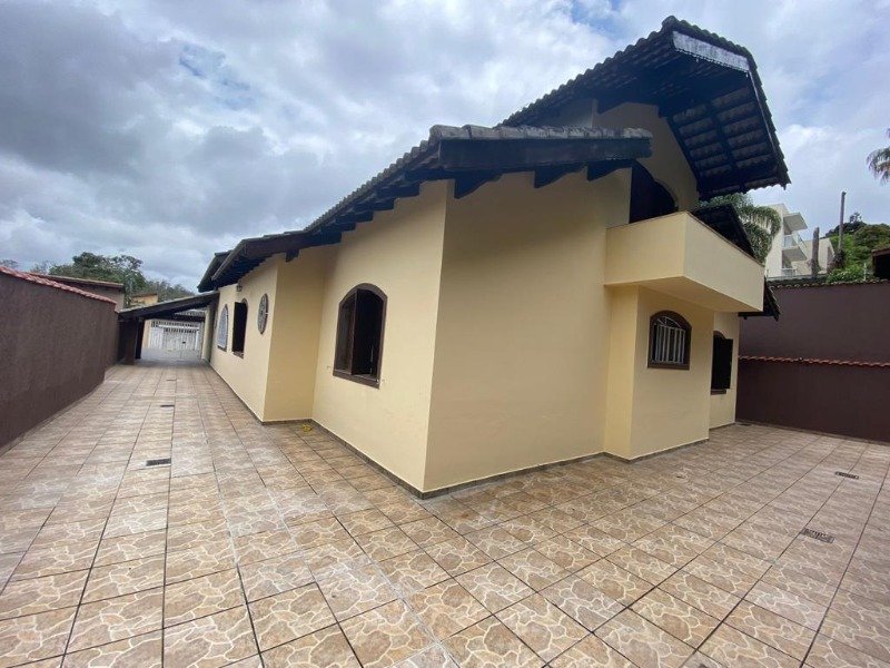 Casa 4 dormitórios 2 suítes 343m² 5 vagas Centro Ribeirao Pires/SP - Ribeirão Pires - 