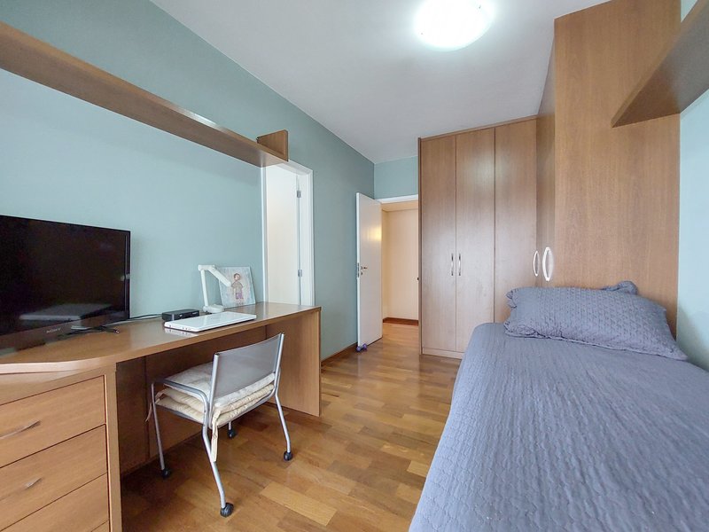 Apartamento á venda 4 Quartos. Campo Belo - SP, R$ 3.700.000,00 Rua Barão do Triunfo São Paulo - 