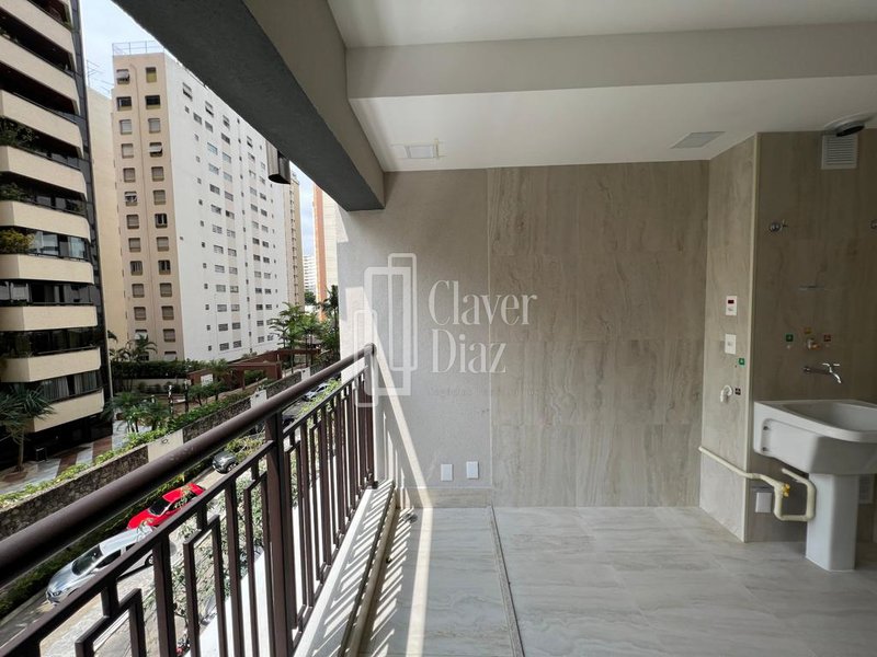 Apartamento de 173m² - 3 Suítes + 2 Vagas Rua Ministro Godói São Paulo - 
