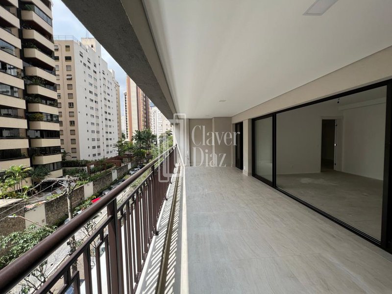 Apartamento de 173m² - 3 Suítes + 2 Vagas Rua Ministro Godói São Paulo - 