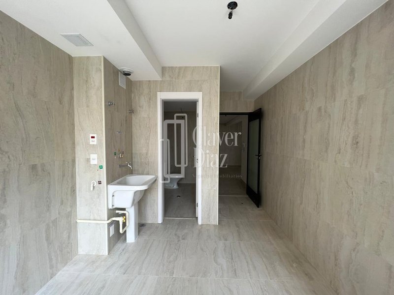 Apartamento de 173m² - 3 Suítes + 2 Vagas Rua Ministro Godói São Paulo - 