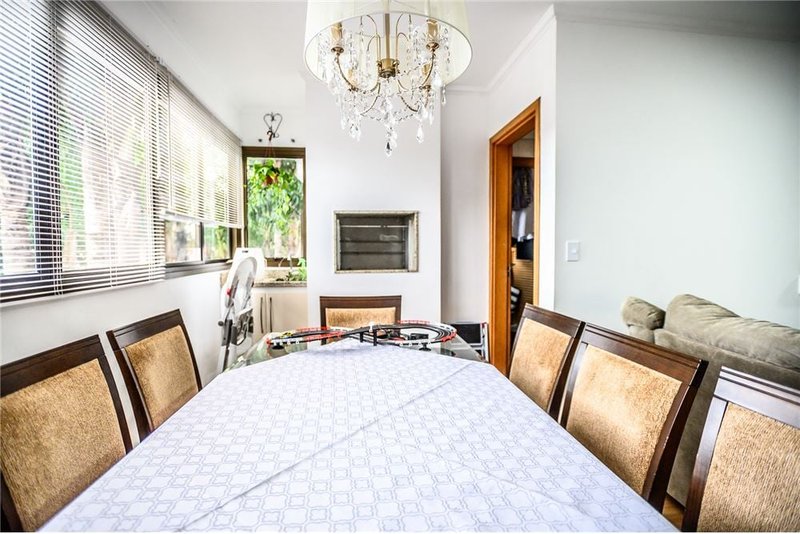 Apartamento 3 dormitórios, 2 Vagas Fernando Abbott Porto Alegre - 