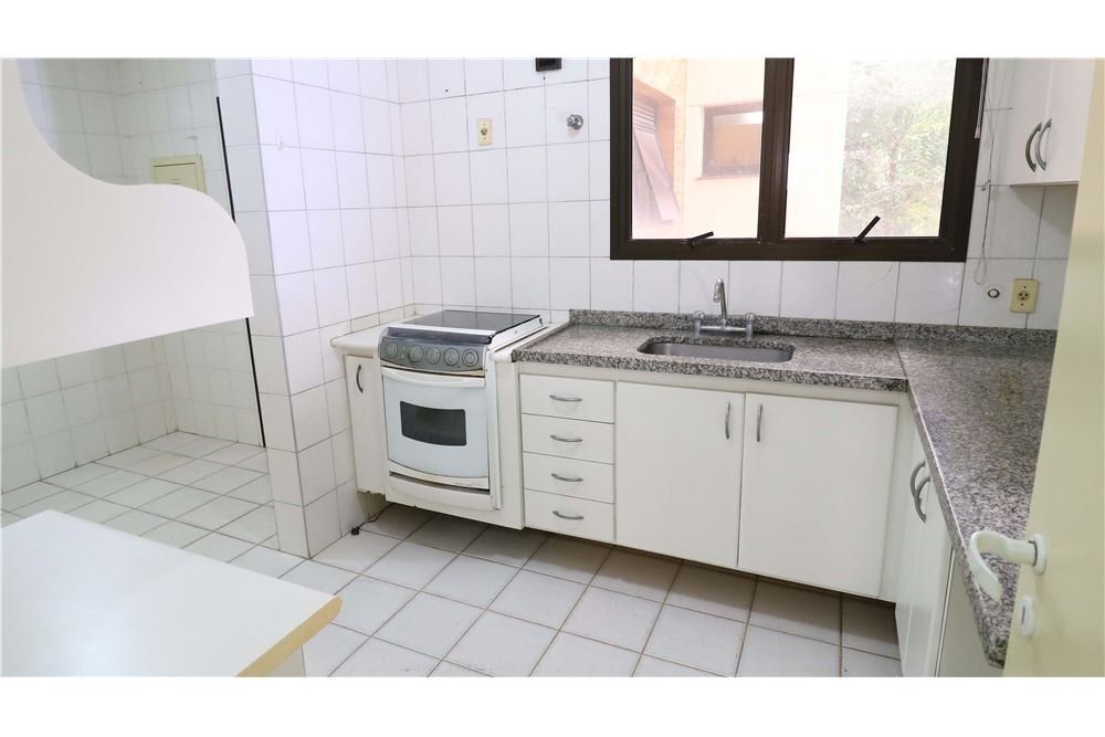 Apartamento à venda com 4 quartos, 139m² - Foto 24