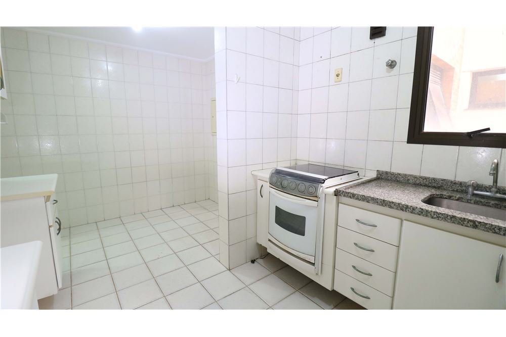 Apartamento à venda com 4 quartos, 139m² - Foto 29