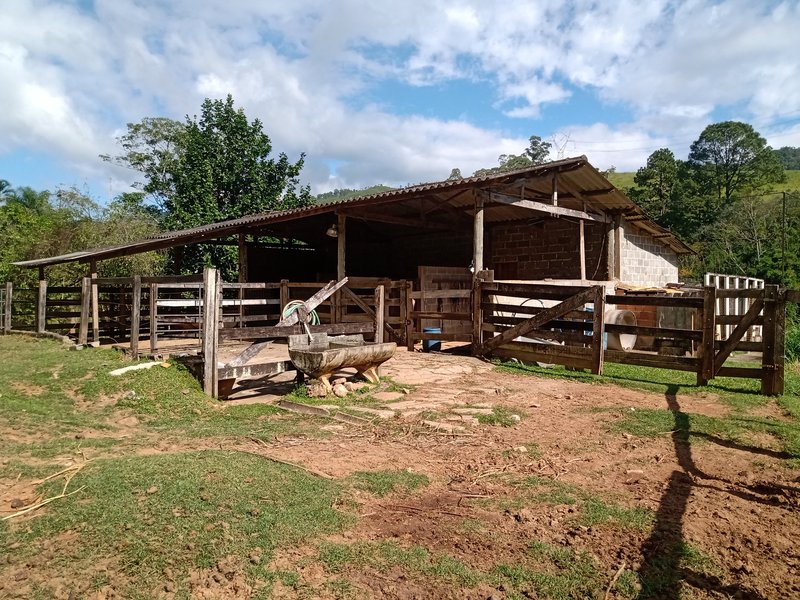 SÍTIO COM 33.000 METROS EM MONTEIRO LOBATO/SÃO PAULO - MONTEIRO LOBATO - 