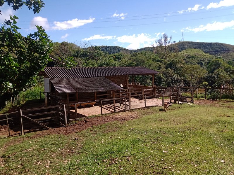 SÍTIO COM 33.000 METROS EM MONTEIRO LOBATO/SÃO PAULO - MONTEIRO LOBATO - 