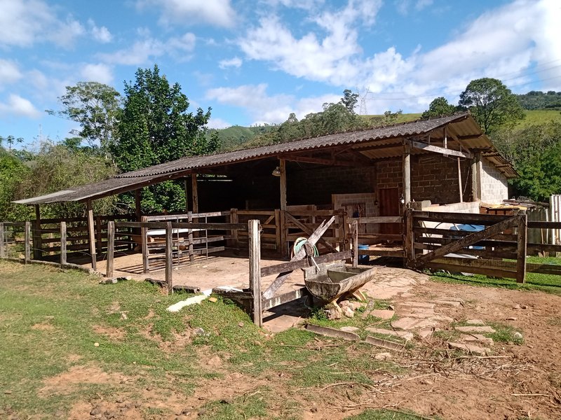 SÍTIO COM 33.000 METROS EM MONTEIRO LOBATO/SÃO PAULO - MONTEIRO LOBATO - 