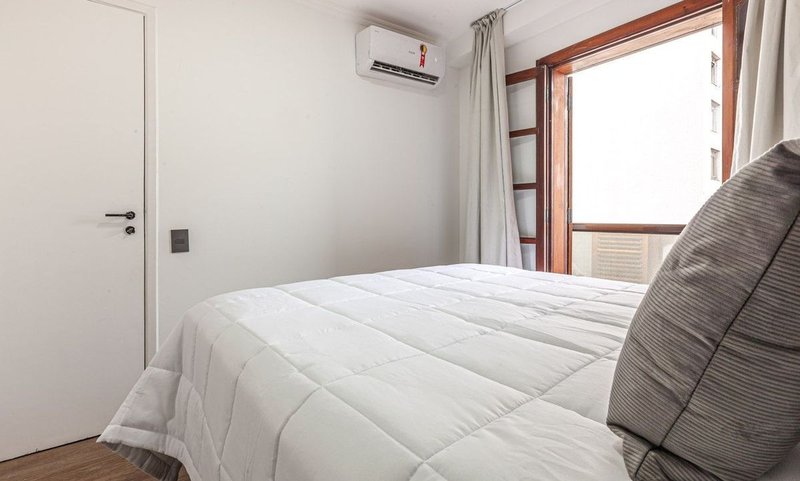 Apartamento de 43m², 1 quarto em Pinheiros Rua Cardeal Arcoverde São Paulo - 