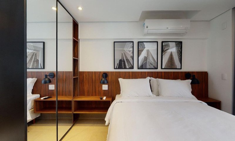 Apartamento de 32m², 1 quarto em Vila Nova Conceição Rua Correia de Oliveira São Paulo - 