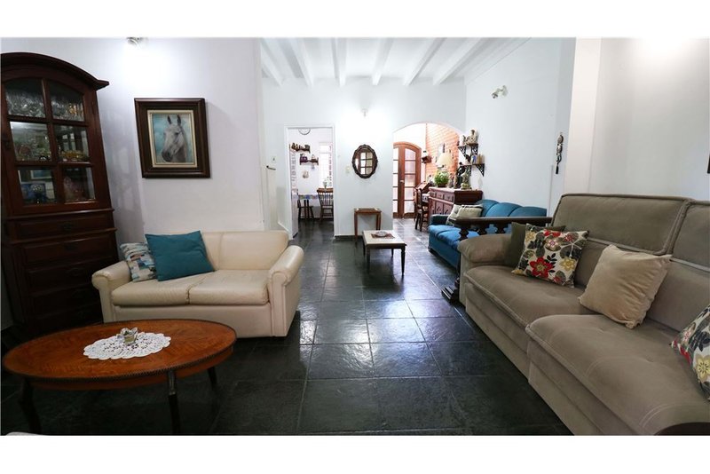 Casa a venda na Chácara Santo Antônio - Rua Cancioneiro de Évora - 4 dormitórios 150m² Cancioneiro de Évora São Paulo - 