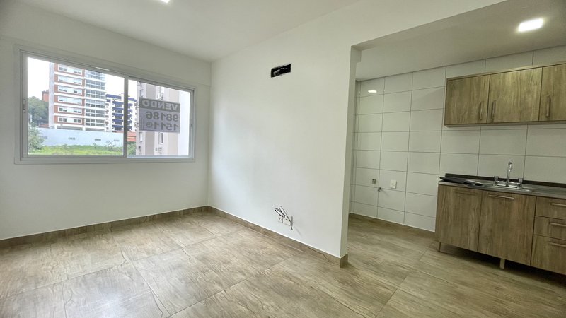 R$ 275.000 - CONDOMÍNIO LIV - ÓTIMO APARTAMENTO - 51M2 - 2 DORM - 1 VAGA - INFRAESTRUTURA Rua Brasil Canoas - 