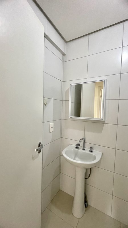 R$ 275.000 - CONDOMÍNIO LIV - ÓTIMO APARTAMENTO - 51M2 - 2 DORM - 1 VAGA - INFRAESTRUTURA Rua Brasil Canoas - 