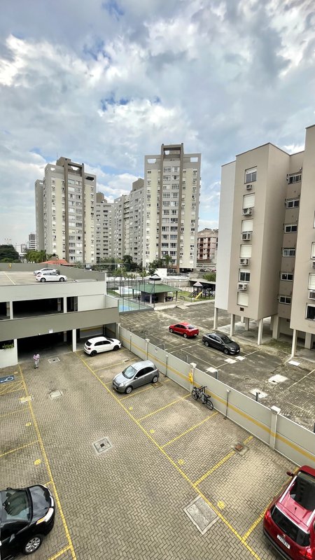 R$ 275.000 - CONDOMÍNIO LIV - ÓTIMO APARTAMENTO - 51M2 - 2 DORM - 1 VAGA - INFRAESTRUTURA Rua Brasil Canoas - 