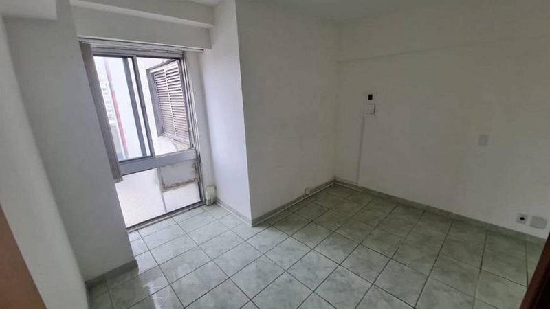 R$ 197.000 - EDIFÍCIO SANTA CRUZ - ÓTIMA SALA COMERCIAL - 46M2 - ANDAR ALTO - VISTA Rua dos Andradas Porto Alegre - 