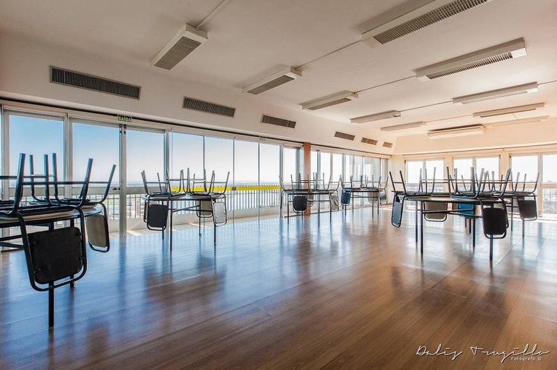 R$ 197.000 - EDIFÍCIO SANTA CRUZ - ÓTIMA SALA COMERCIAL - 46M2 - ANDAR ALTO - VISTA Rua dos Andradas Porto Alegre - 