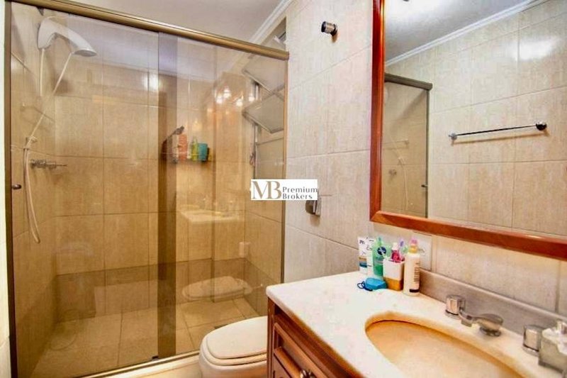R$ 890.000 - BELO APARTAMENTO - SEMIMOBILIADO - 162M2 - 3 DORM - LAREIRA - 2 VAGAS - Porto Alegre - 