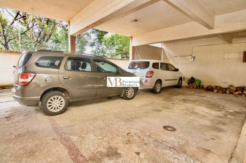R$ 890.000 - BELO APARTAMENTO - SEMIMOBILIADO - 162M2 - 3 DORM - LAREIRA - 2 VAGAS - Porto Alegre - 
