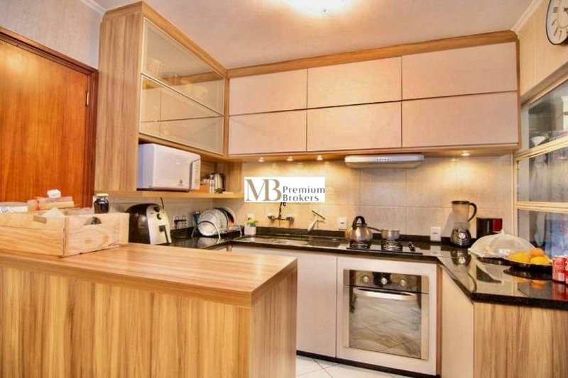 R$ 890.000 - BELO APARTAMENTO - SEMIMOBILIADO - 162M2 - 3 DORM - LAREIRA - 2 VAGAS - Porto Alegre - 