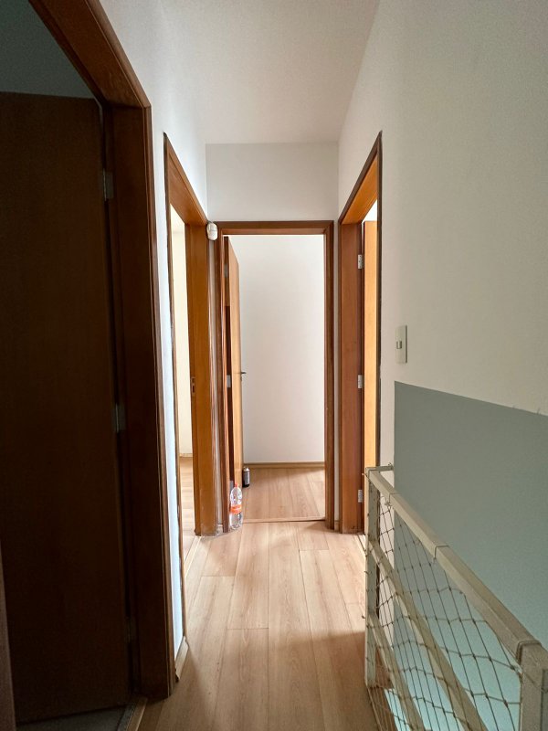 Casa de condomínio próximo as praças do Pôr do sol e Corujas Rua das Tabocas São Paulo - 