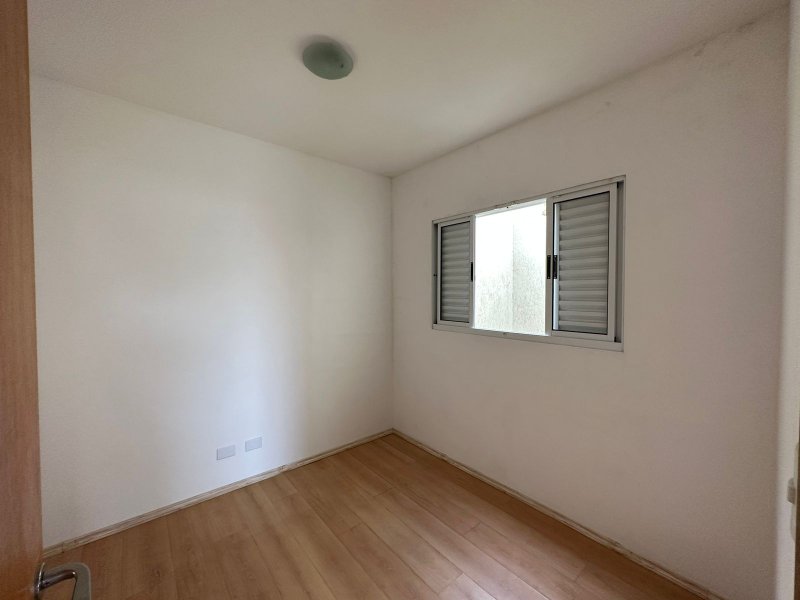 Casa de condomínio próximo as praças do Pôr do sol e Corujas Rua das Tabocas São Paulo - 