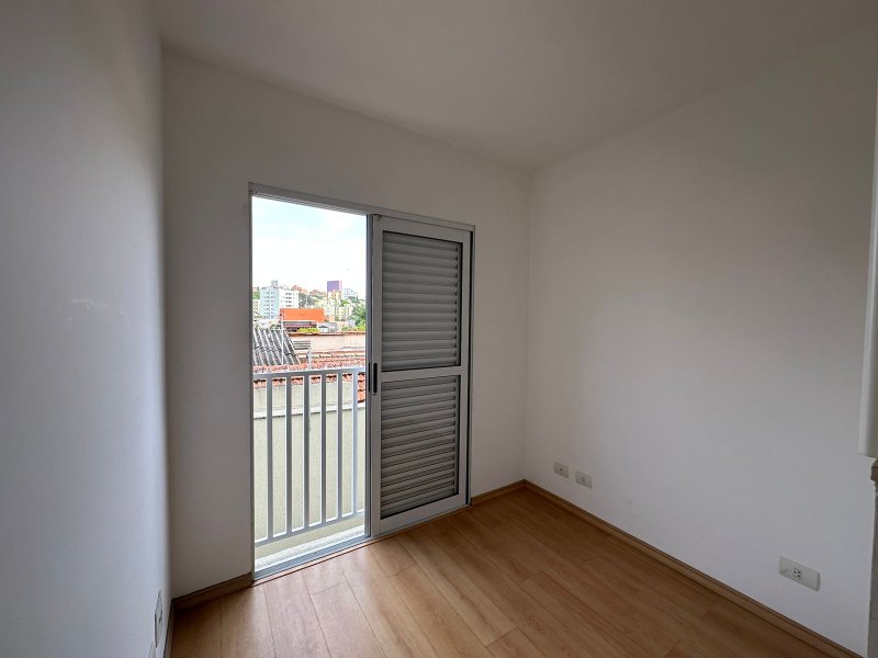 Casa de condomínio próximo as praças do Pôr do sol e Corujas Rua das Tabocas São Paulo - 