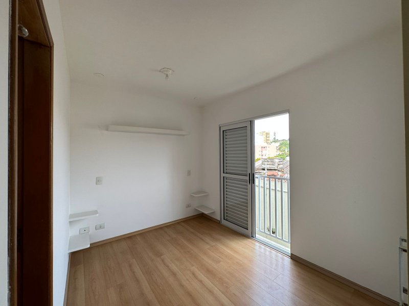 Casa de condomínio próximo as praças do Pôr do sol e Corujas Rua das Tabocas São Paulo - 