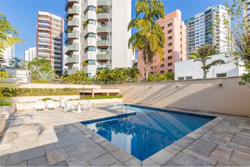 Apartamento Moema com 4 dormitórios 200m² Açocê São Paulo - 